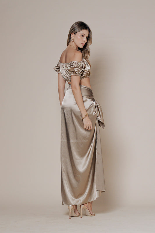 Isabella Pareo – Silk Satin